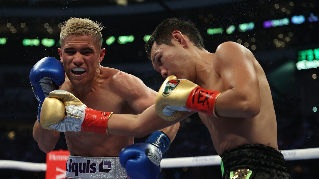 VIDEO: El boxeador Katsunari Takayama baila en medio del combate por el título minimosca, que perdió por nocaut