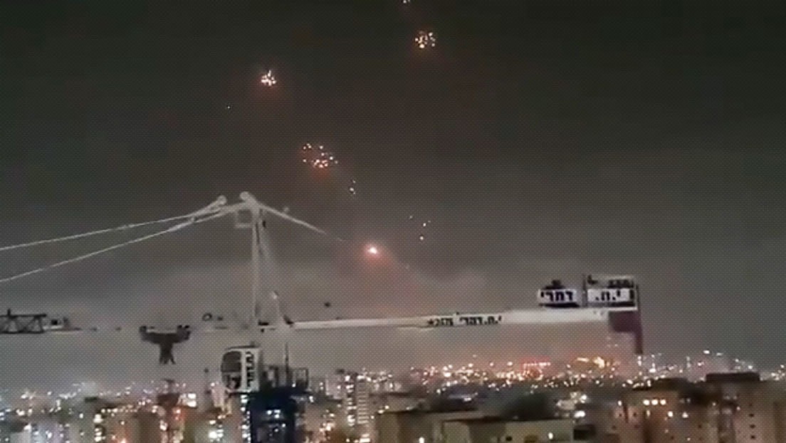 VIDEO: El sistema de defensa aérea israelí Cúpula de Hierro intercepta múltiples cohetes lanzados desde Gaza