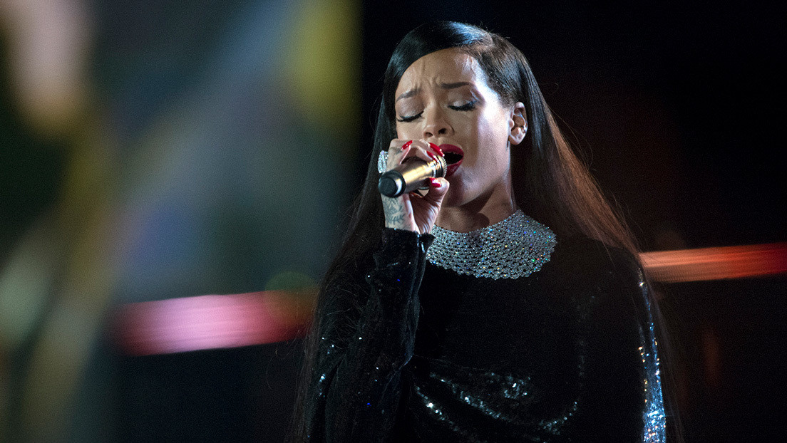 Internautas acusan a Rihanna de no tomar partido por hablar de "niños inocentes israelíes y palestinos"