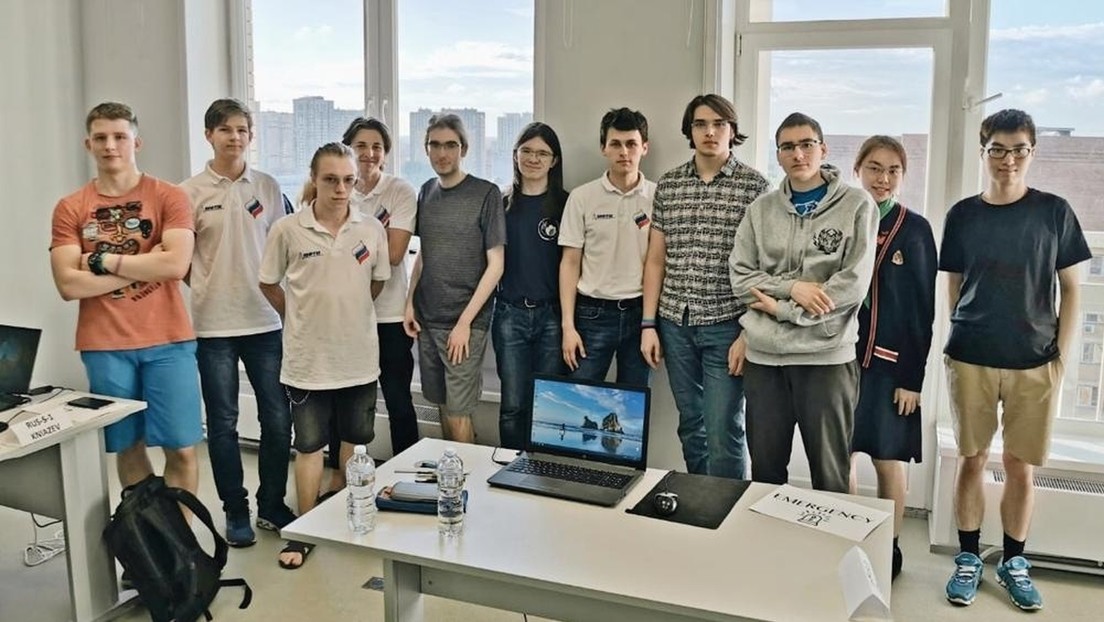 Estudiantes rusos establecen un récord al ganar 8 medallas de oro en la Olimpíada Asiática de Física