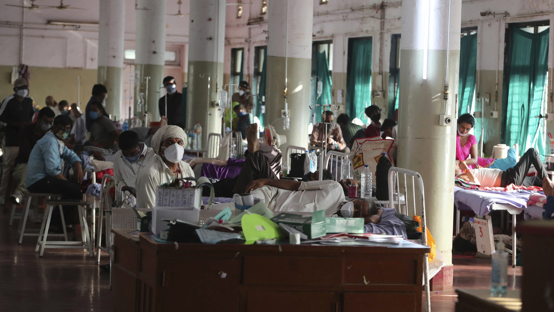 La India reporta casi 9.000 casos del 'hongo negro' poscovid mortal