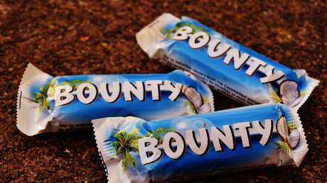 Encuentra en la playa un envoltorio en perfecto estado de un popular chocolate de los años 80 (FOTOS)