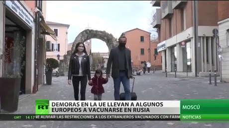 Demoras en la UE llevan a algunos europeos a vacunarse en Rusia