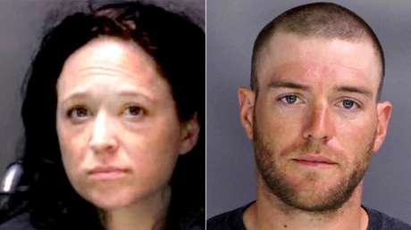 Incautan armas 'fantasma', un millón de dólares en metanfetamina y fentanilo junto con simbología nazi en la casa de una pareja en EE.UU.