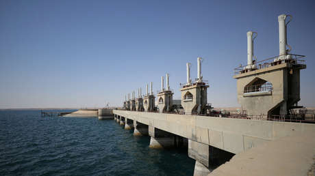 Denuncian en Siria que Turquía 'robó' agua del río Éufrates e impidió su llegada al territorio del país