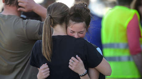 Alumna de sexto grado lleva en EE.UU. un arma a su escuela y hiere a tres personas antes de ser detenida por una maestra