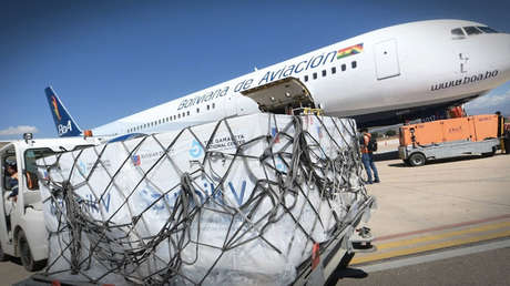 Luis Arce anuncia que en los próximos días llegarán a Bolivia 500.000 vacunas de Sputnik V y un millón de Sinopharm