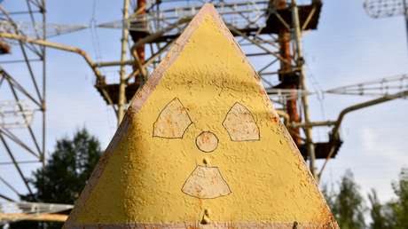 Incautan en Ucrania 1.500 botellas de vodka hecha con manzanas cultivadas en inmediaciones de la zona de exclusión de Chernóbil