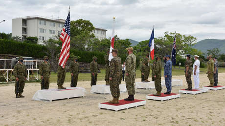 Tropas de Francia, EE.UU., Japón y Australia simulan un asalto a una playa japonesa