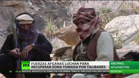 Fuerzas afganas combaten para recuperar una zona en manos de los talibanes