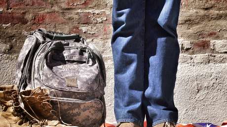 Soldado reclama millones a su Ministerio de Defensa por una lesión que lo dejó incapacitado para caminar (pero un video bailando complica las cosas)