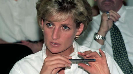 "Nuestra madre perdió la vida por culpa de esto": Los príncipes Guillermo y Enrique critican a la BBC por la 'engañosa' entrevista a Diana de Gales