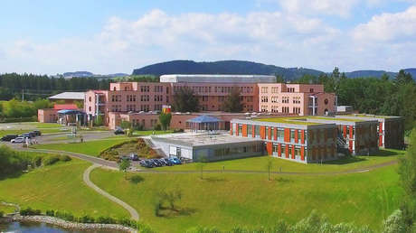 Un hospital amputa a un paciente la pierna equivocada por un "error humano" y pide disculpas