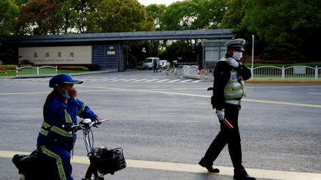4 muertos y 3 heridos al embestir un coche a una multitud en un paso de peatones en China
