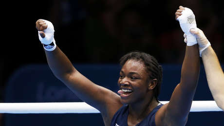 "En tus sueños, perra": la campeona absoluta del peso medio de boxeo le responde a su rival antes de su debut en la MMA