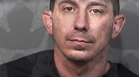 Un luchador de la UFC es acusado de matar "a sangre fría" y bajo los efectos del éxtasis a su novia, una popular especialista en 'piercings' en EE.UU.