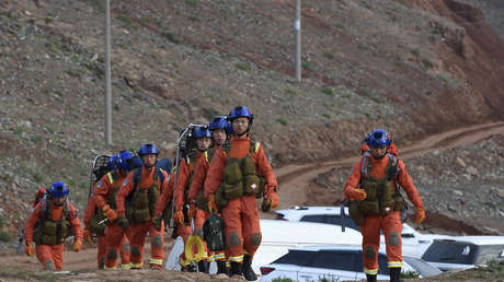 Un pastor es aclamado como héroe tras salvar a seis personas en una trágica maratón en China que se cobró 21 vidas