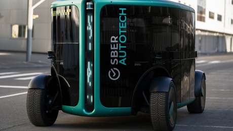 VIDEO: Presentan en Rusia 'el taxi del futuro', un vehículo eléctrico totalmente autónomo