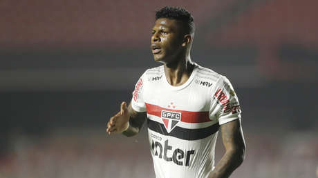 El jugador de la selección de fútbol de Ecuador Robert Arboleda fue detenido en una fiesta clandestina en Brasil en la que había más de 100 personas