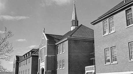 Canadá: Hallan los restos de 215 niños en predios de un internado de reclusión indígena que funcionó por casi un siglo