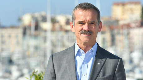 Excomandante de la EEI afirma que pensar que los supuestos avistamientos de ovnis son indicio de vida inteligente es "el colmo de la estupidez"