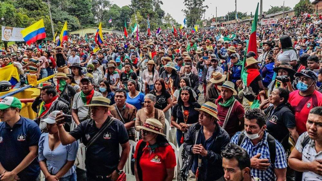 Las dos versiones sobre el asesinato de un joven campesino durante una protesta en un campo petrolero en Colombia