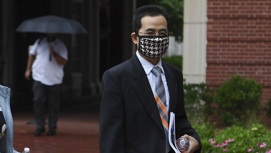 El FBI acusó de espionaje a un profesor universitario chino basándose en un documento traducido con Google