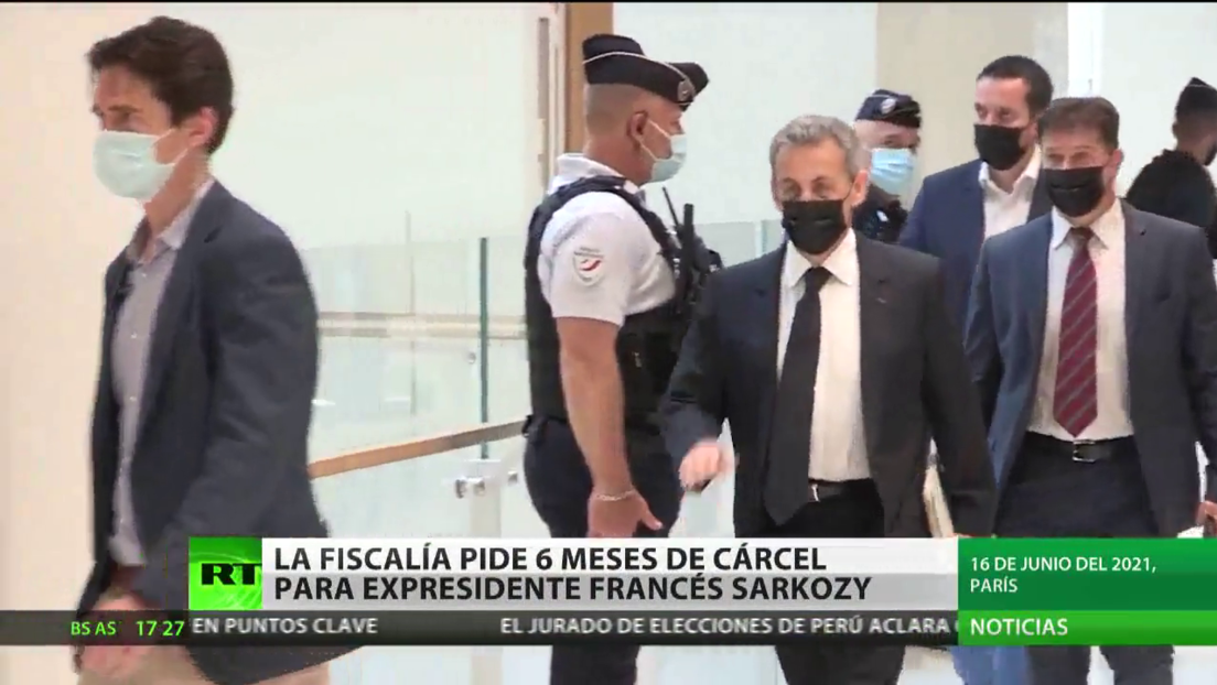 La Fiscalía de Francia pide seis meses de cárcel para el expresidente Nicolas Sarkozy