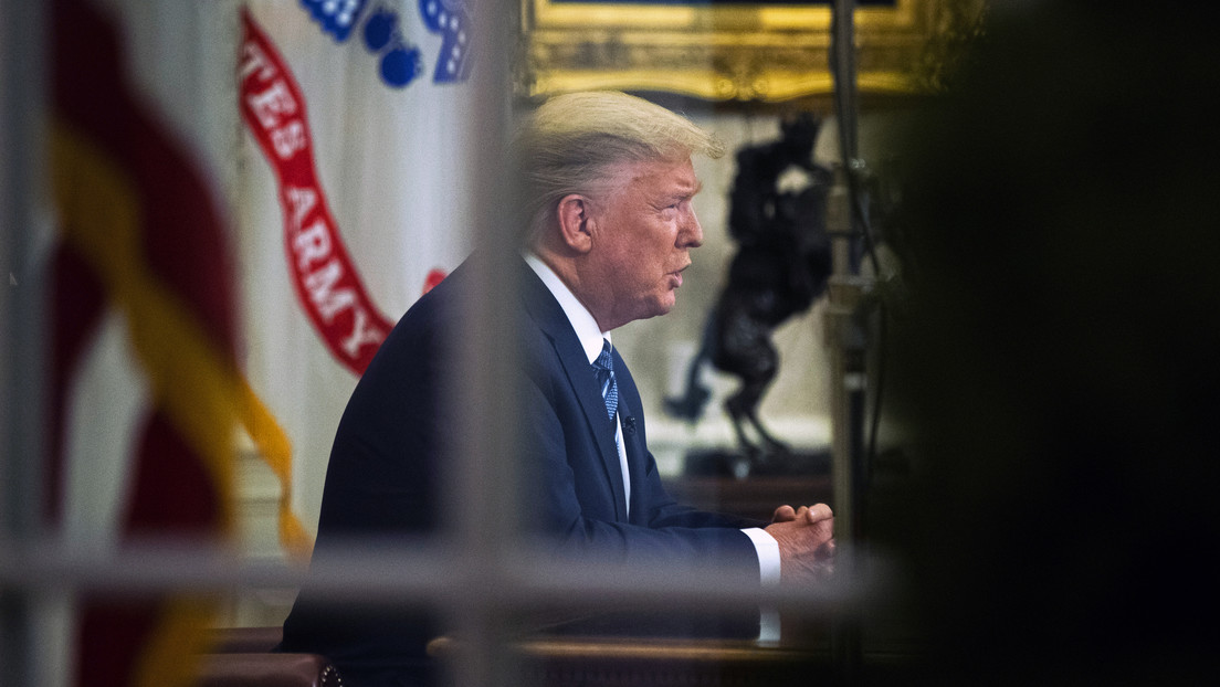 Revelan que Trump sugirió enviar a Guantánamo a quienes llegaran a EE.UU. con covid-19 (y lo repitió dos veces)