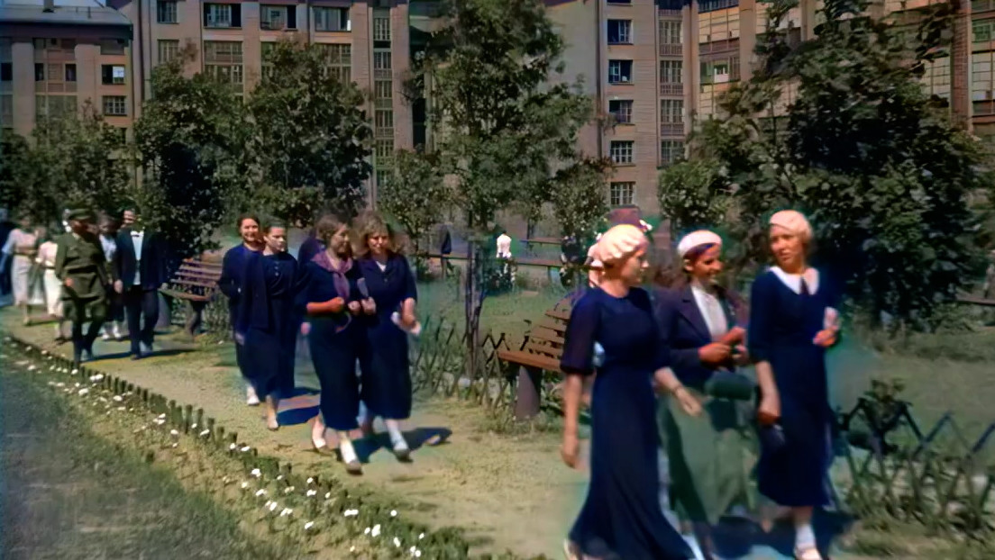 VIDEO: RT restaura con redes neuronales imágenes de la tranquila vida en Moscú en verano de 1941 y de las primeras fases de la invasión nazi