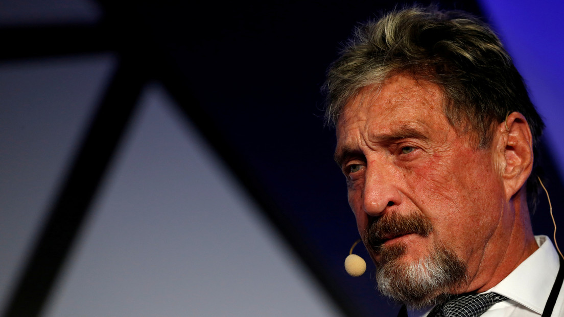 Encuentran a John McAfee muerto en su celda de una prisión española después de que se aprobara su extradición a EE.UU.