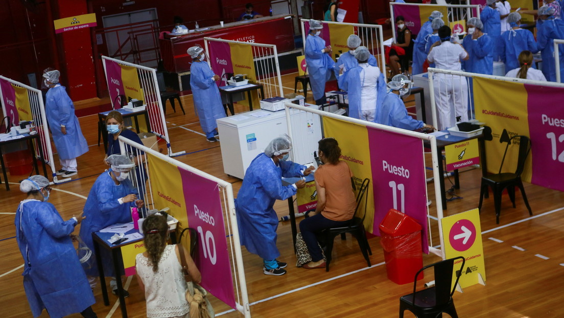 "La mayoría de los eventos postvacunación fueron leves": La Provincia de Buenos Aires confirma la seguridad de Sputnik V