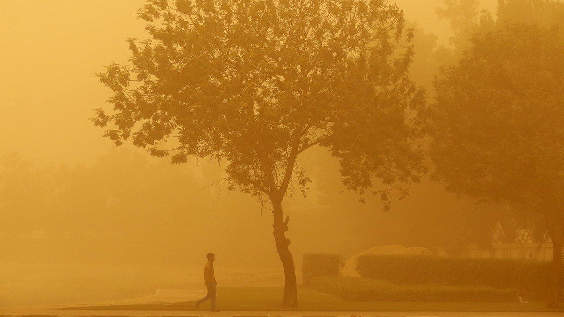 Detienen y deportan de Kuwait a un egipcio que se quejó del tiempo