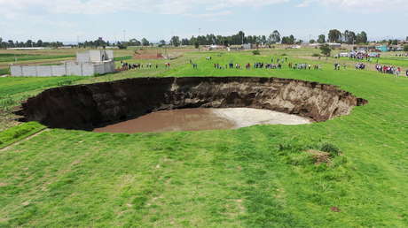 VIDEO: El socavón gigante en México no para de expandirse y ya mide 97 metros de diámetro