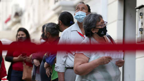 Por qué quienes se oponían al retiro de una porción de las pensiones en Chile ahora proponen la extracción del 100 % de los fondos