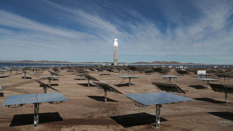 Este país inauguró la primera planta termosolar de América Latina para abastecer de energía limpia a más de 380.000 hogares