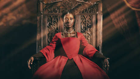 El puntaje de la nueva serie 'Anne Boleyn' cambia misteriosamente de 1,1 a casi 7 en IMDb aunque las opiniones negativas no disminuyen