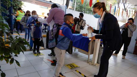 México estudia autorizar el uso de la vacuna Pfizer-BioNTech a partir de los 12 años