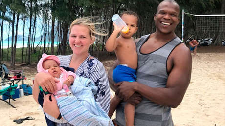 Un sudafricano muere baleado por la Policía de EE.UU. tras entrar por error a una casa y disculparse con la inquilina (VIDEO)