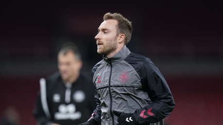 El futbolista Christian Eriksen se someterá a una cirugía para implantarle un desfibrilador automático