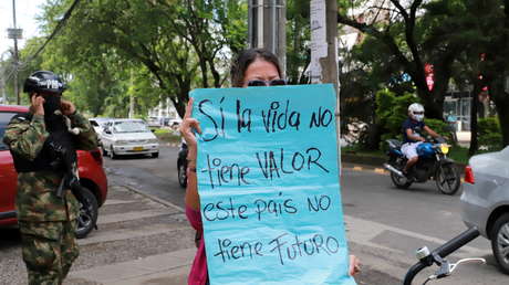 Enfrentamientos entre Policía y manifestantes en Cali y otras ciudades de Colombia (VIDEOS)