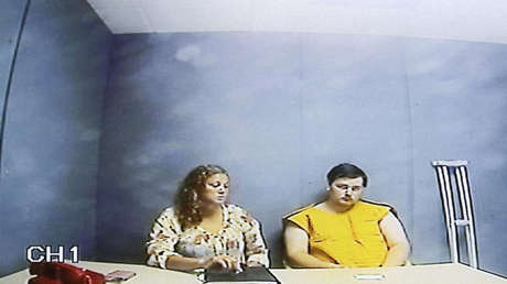 Un estudiante de 20 años, acusado de matar a tiros a sus padres y a su hermana en la casa familiar