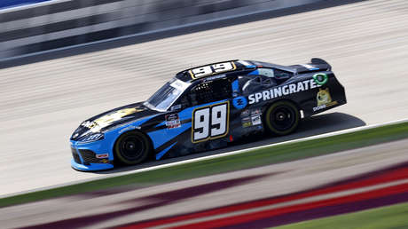 VIDEO: Bólido con el logo de dogecóin choca contra el muro durante una carrera de NASCAR y las redes no dejan escapar la ocasión para hacer bromas