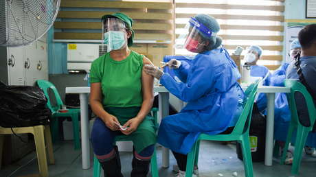 Duterte: "Vacúnense o los mandaré a la cárcel"