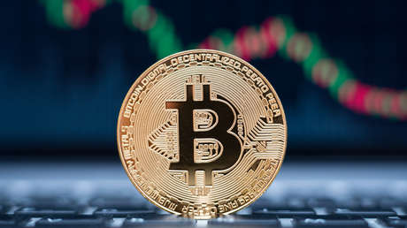 El bitcóin cae por debajo de los 30.000 dólares, un descenso del 55 % desde su máximo de abril