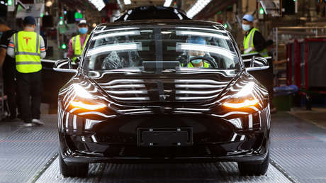 Tesla retirará casi 300.000 vehículos en China para actualizarles un 'software' vinculado a la conducción asistida