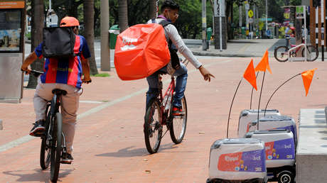 La Red se indigna contra Rappi por las condiciones que impuso a los repartidores en Colombia para 'ganarse' una vacuna anticovid