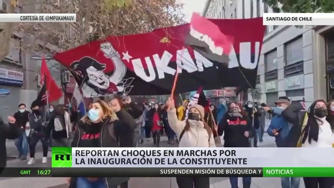 Reportan choques durante las marchas por la inauguración de la Convención Constitucional