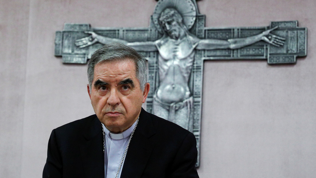 El Vaticano lleva a juicio a 10 personas, incluido un cardenal, por un escándalo inmobiliario