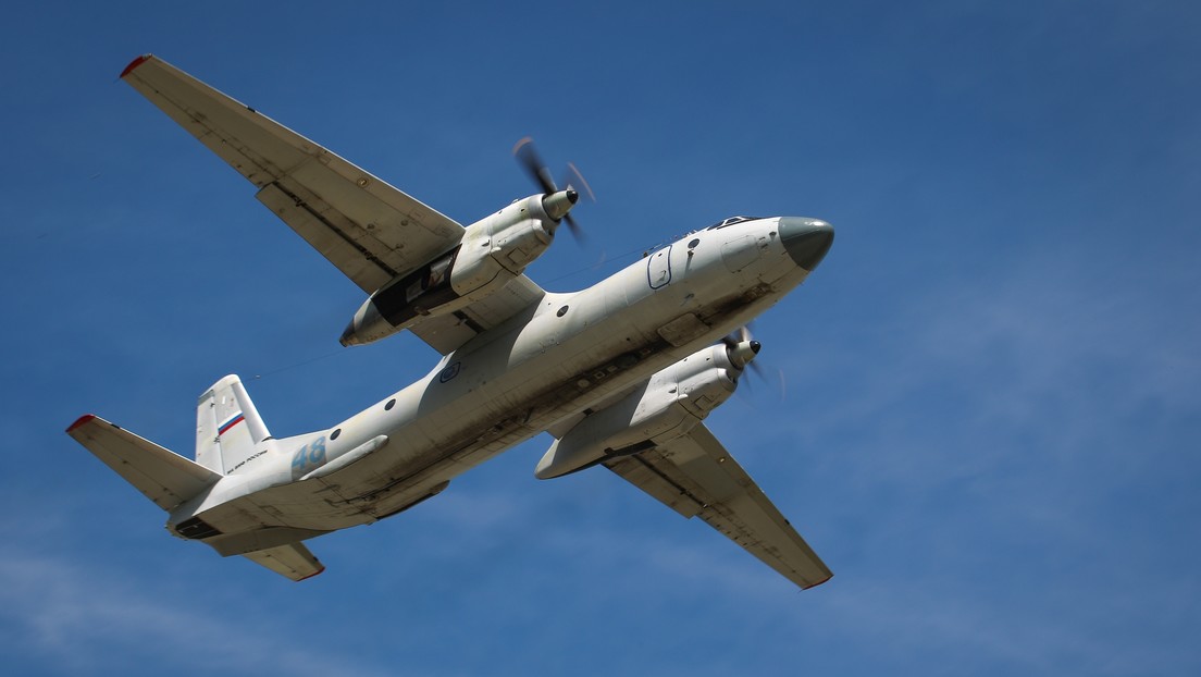 Confirman que un avión con 28 personas a bordo se estrelló en la península de Kamchatka